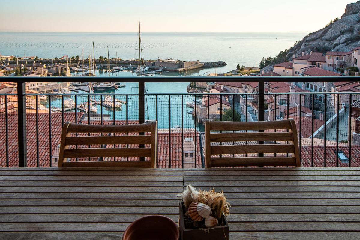 Portopiccolo Avolare Apartments In Borgo - Beach Included Sistiana Ruang foto