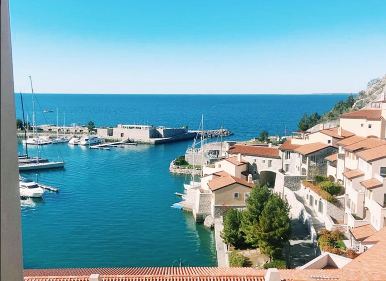 Portopiccolo Avolare Apartments In Borgo - Beach Included Sistiana Bagian luar foto